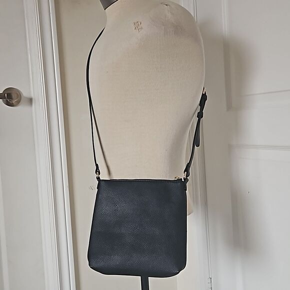 HOST PICK🥳Anne Klein Leather Crossbody Shoulder Bag Black - Picture 4 of 16